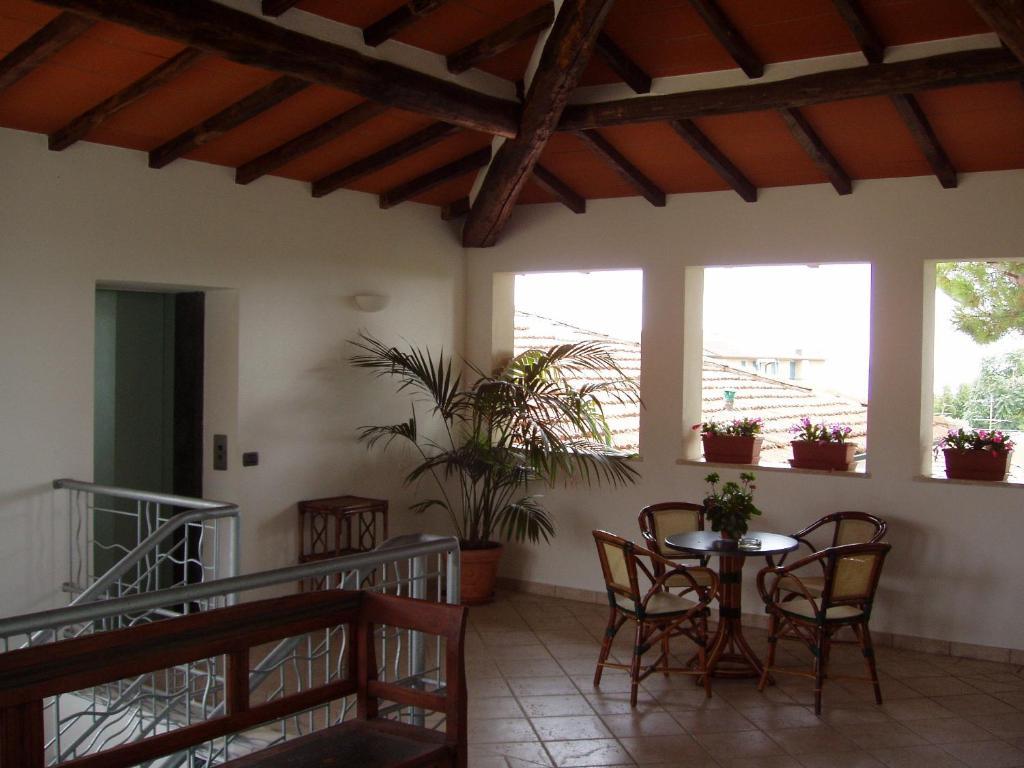 La Primula 3*